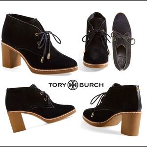 Tory Burch Hilary Suede Ankle Boot Tie Bootie Heel Shearling Lined Black Tan 9.5